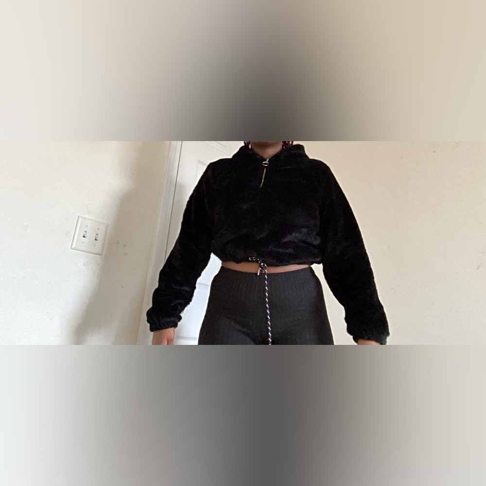 F21 Plush Half Zip (S)